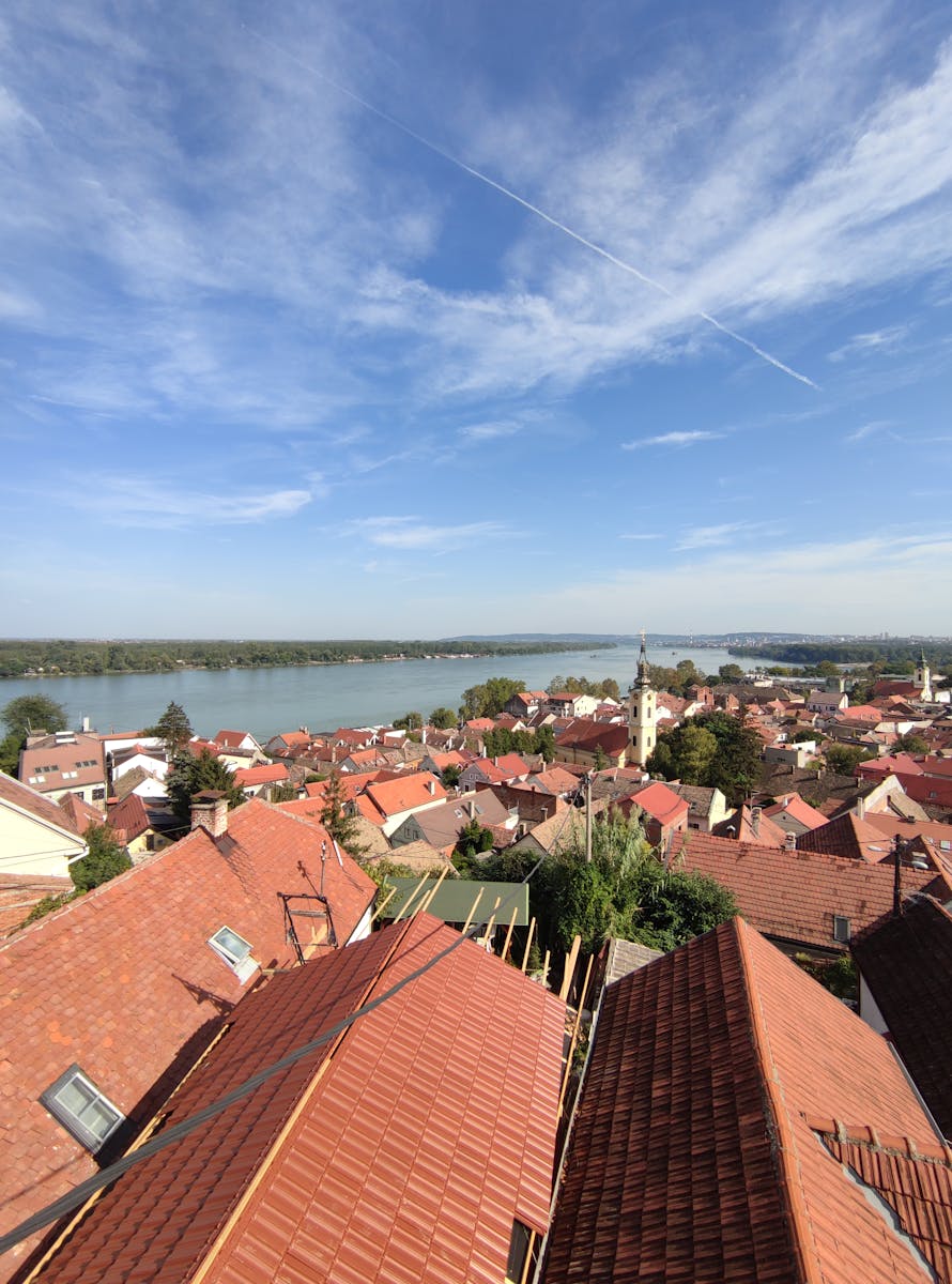 Kupovina novogradnje iz inostranstva – Zašto su Zemun i Batajnica pametna dugoročna investicija?