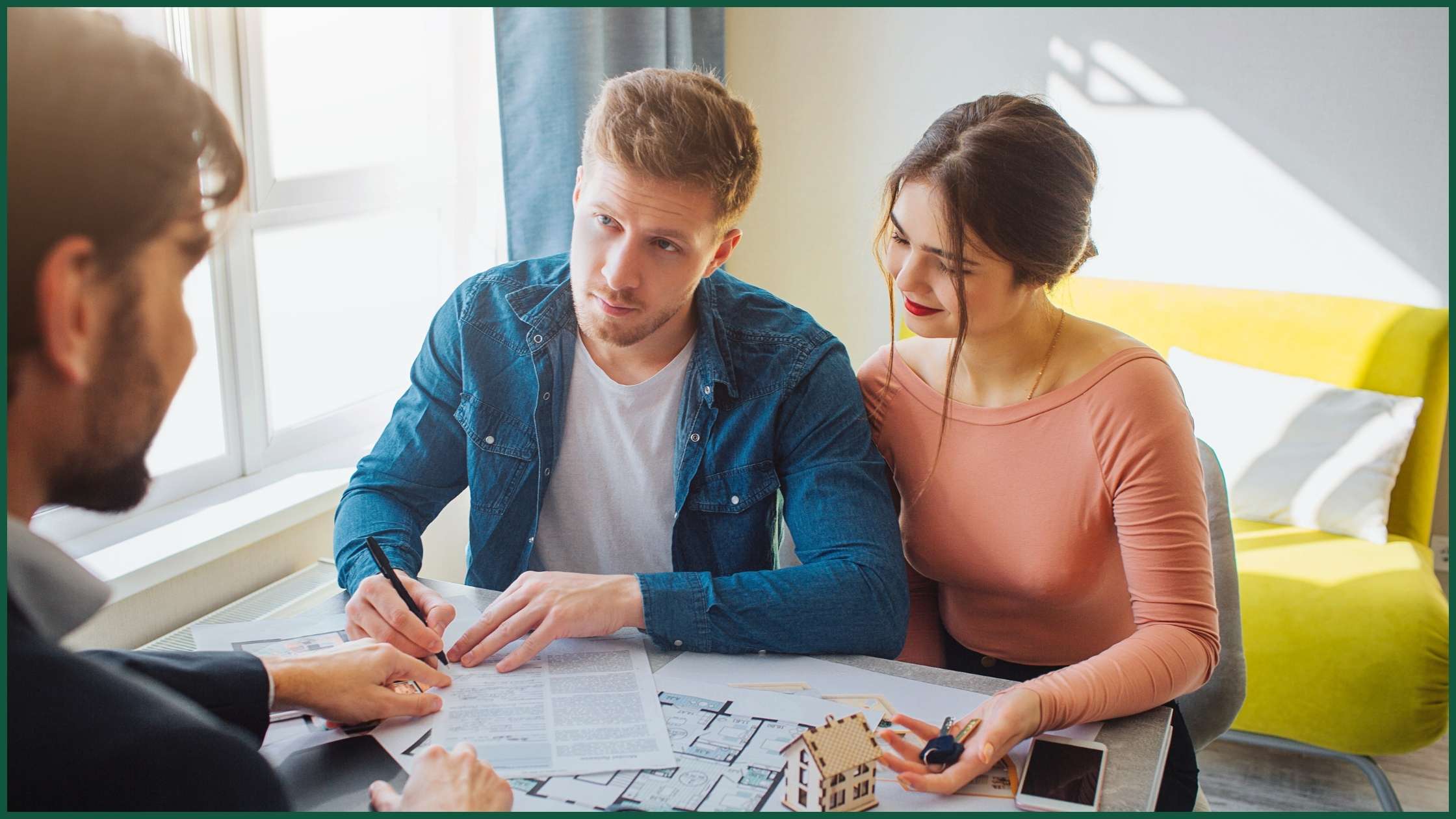 Skriveni troškovi kupovine na kredit - Procena, hipoteka, osiguranja, notar i mesečni troškovi